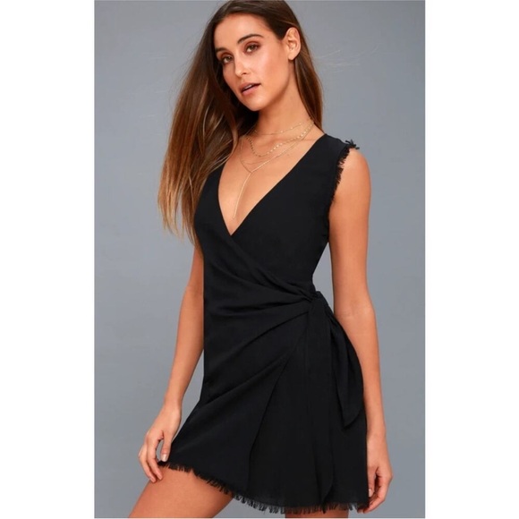 Lulu’s Meridian black wrap dress new with tags size small - Picture 1 of 12